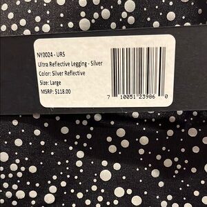 NWT Noli Ultra Reflective Legging - Silver Large